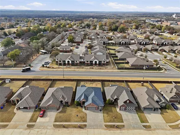 3720 Presidio CIR, Norman, OK 73072