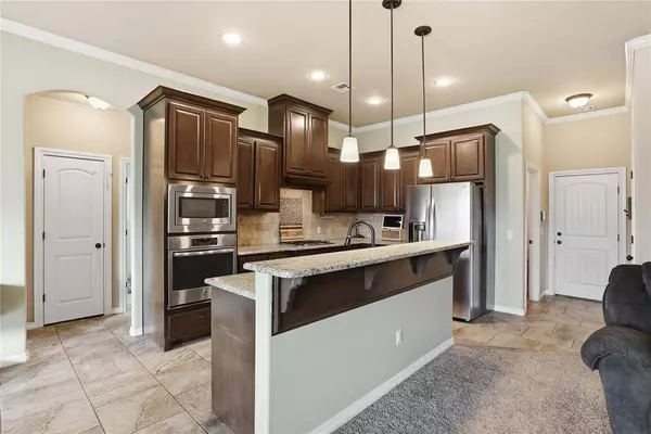 3720 Presidio CIR, Norman, OK 73072