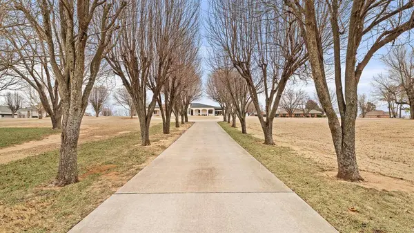 103 Mallard ROW, Washington, OK 73093