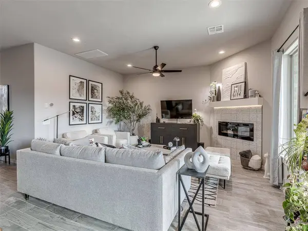 712 NW 110th ST, Oklahoma City, OK 73114