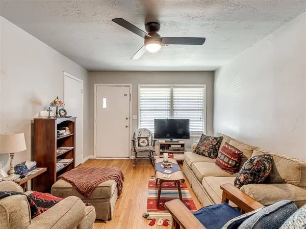 1325 Regent ST, Norman, OK 73069