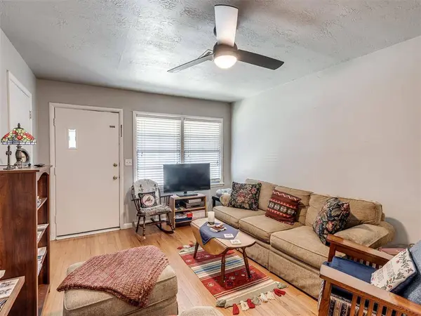 1325 Regent ST, Norman, OK 73069