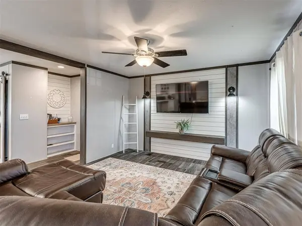 24047 MacArthur BLVD, Blanchard, OK 73010