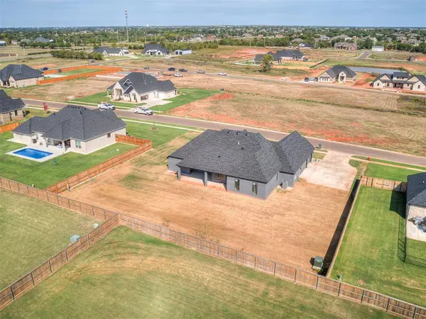 4704 SE 37th ST, Oklahoma City, OK 73165