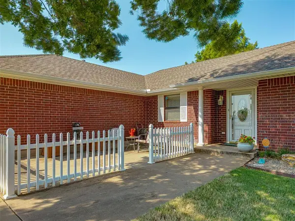 413 Summer Oaks DR, Blanchard, OK 73010