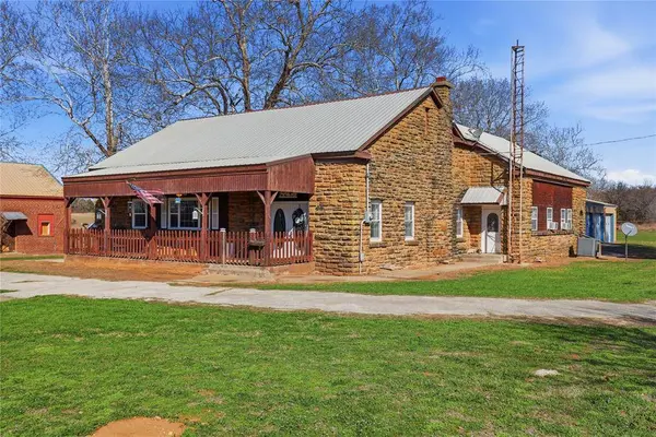 35193 EW Ew 1270, Seminole, OK 74868