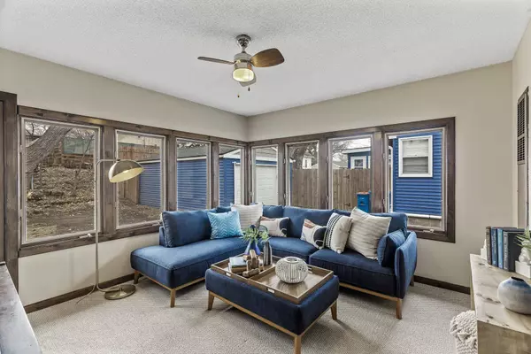 3715 Emilie PL, Robbinsdale, MN 55422