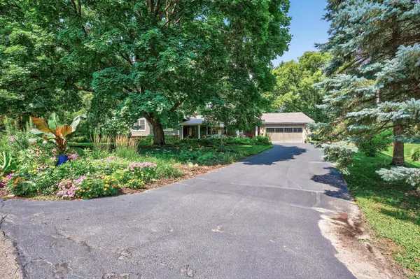 15124 Lynn TER, Minnetonka, MN 55345