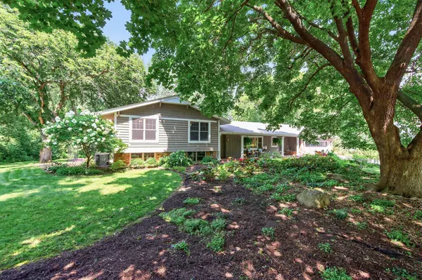 15124 Lynn TER, Minnetonka, MN 55345