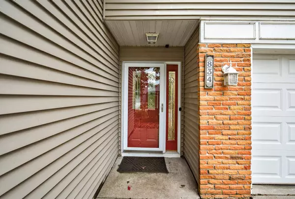 834 Fireside DR, Apple Valley, MN 55124