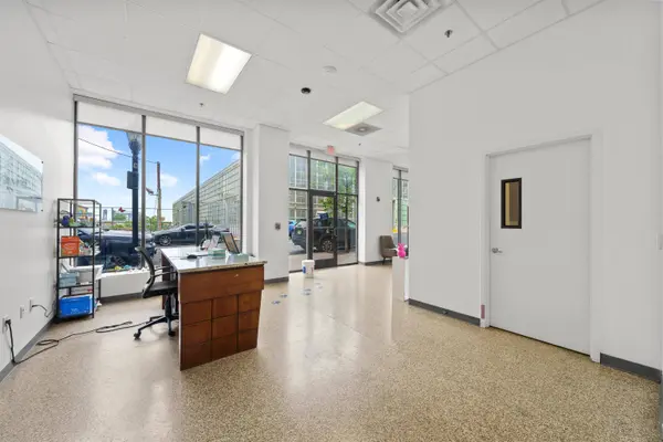 25 SENATE PL  #1, Jc Journal Square, NJ 07306