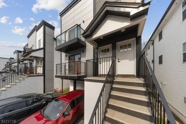 735 Seaport Dr #2, Elizabeth City, NJ 07201