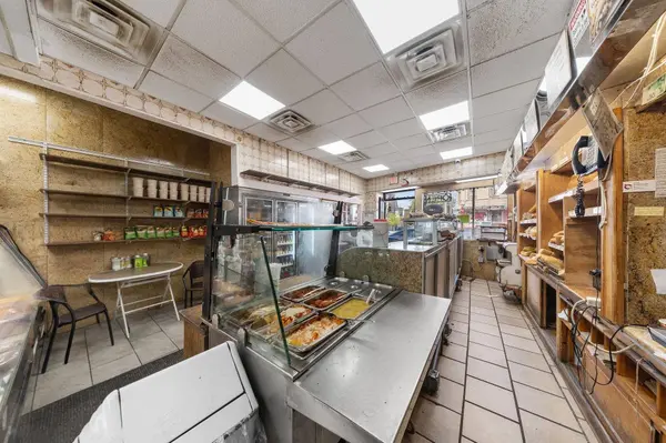 442 WEST SIDE AVE, Jc West Bergen, NJ 07304