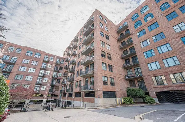 3235 Roswell RD NE #819, Atlanta, GA 30305