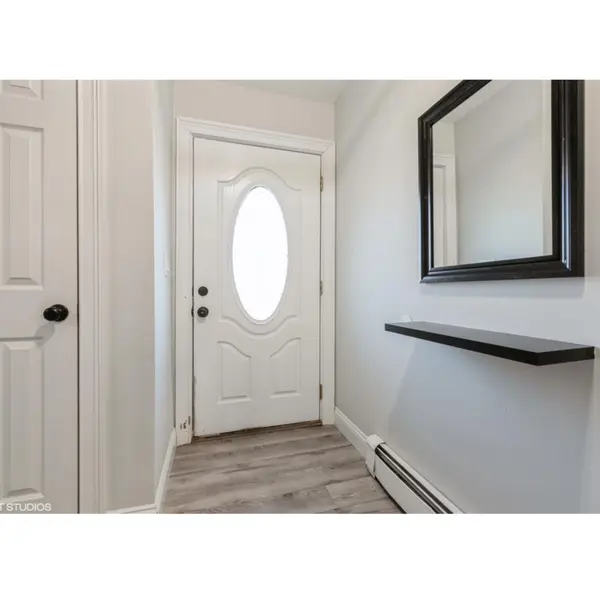 33 Sundown Drive, Bellport, York 11713