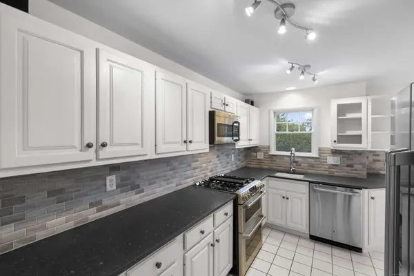 37 Brittania Drive #62, Danbury, CT 06811