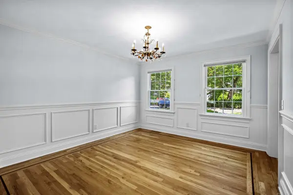 347 West Avenue, Darien, CT 06820