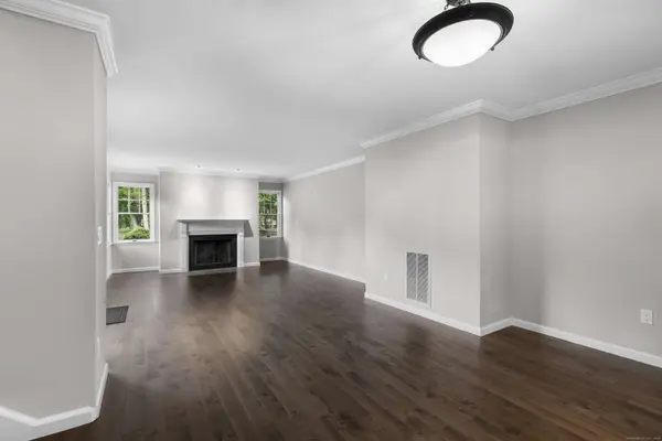 37 Brittania Drive #62, Danbury, CT 06811