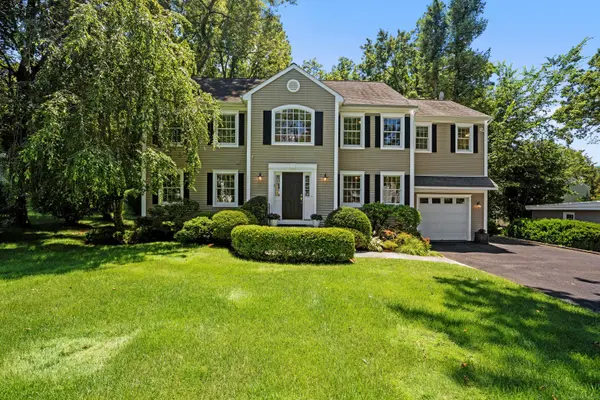 347 West Avenue, Darien, CT 06820