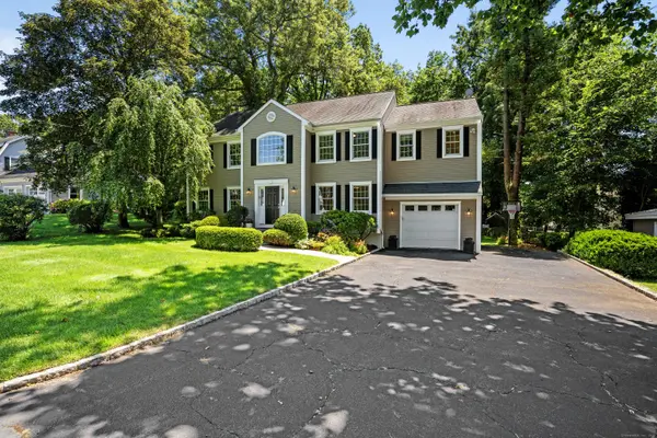 347 West Avenue, Darien, CT 06820