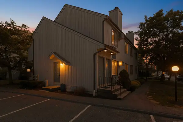 19 Somers Street #F9, Danbury, CT 06810