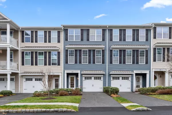 164 Warrington Round #164, Danbury, CT 06810