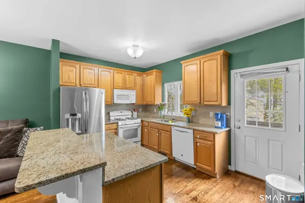 2 Sheridan Street #202, Danbury, CT 06810