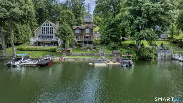 11 Candlewood Road