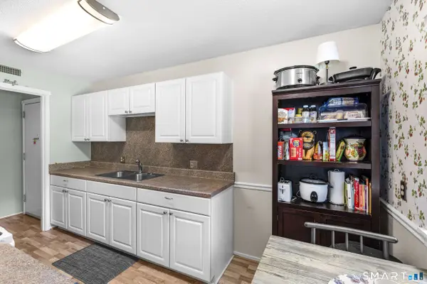 590 Heritage Village #E, Southbury, CT 06488