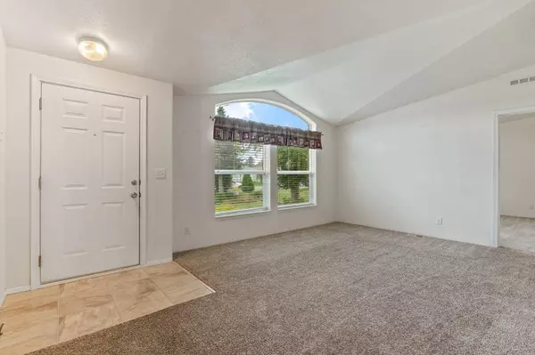 16611 E Nixon Ct, Spokane Valley, WA 99037