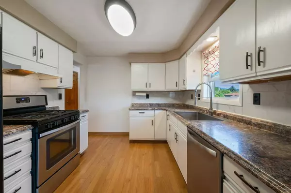 12516 E Lenora Dr, Spokane Valley, WA 99216