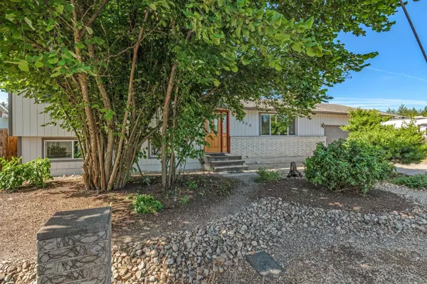 13908 E 32nd Ave, Spokane Valley, WA 99037