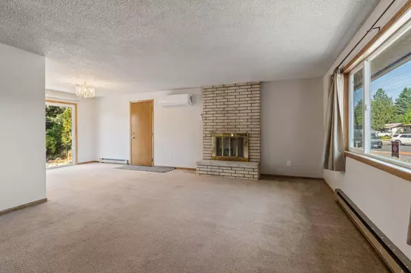 13908 E 32nd Ave, Spokane Valley, WA 99037