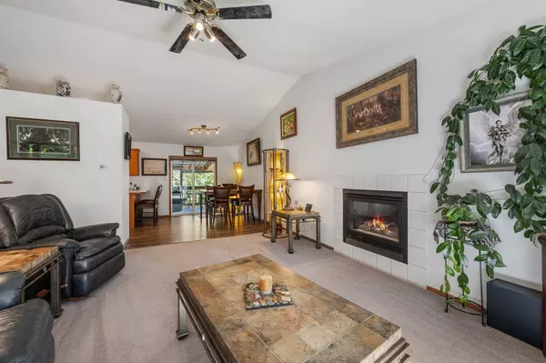 15711 N Unicorn Ct, Mead, WA 99021-9391