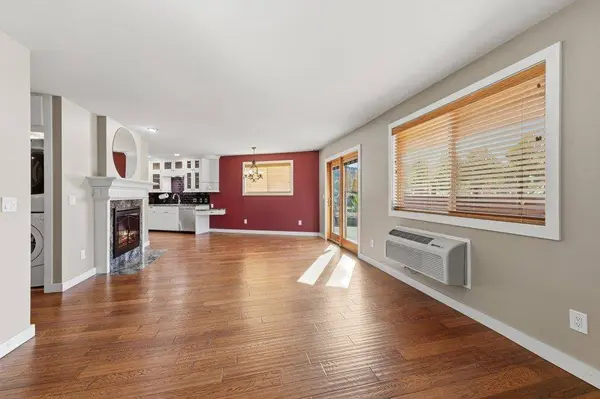 9020 N Country Homes Blvd #6, Spokane, WA 99218