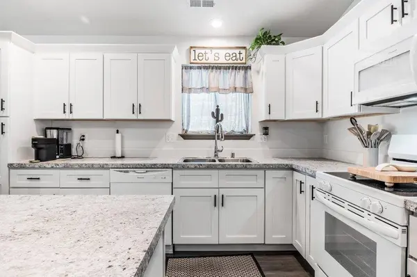 18507 E 3rd Ave, Spokane Valley, WA 99016