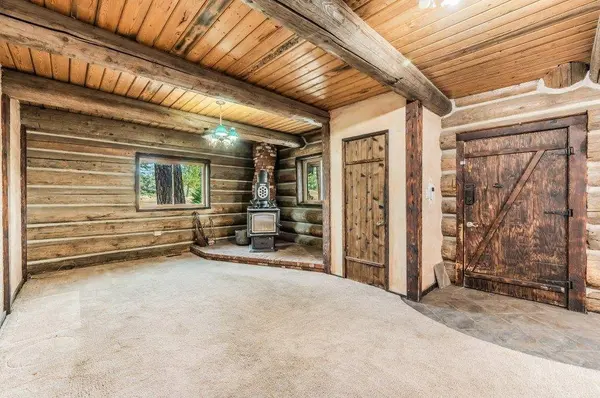 6386 W Whitmore Hill Rd, Deer Park, WA 99006