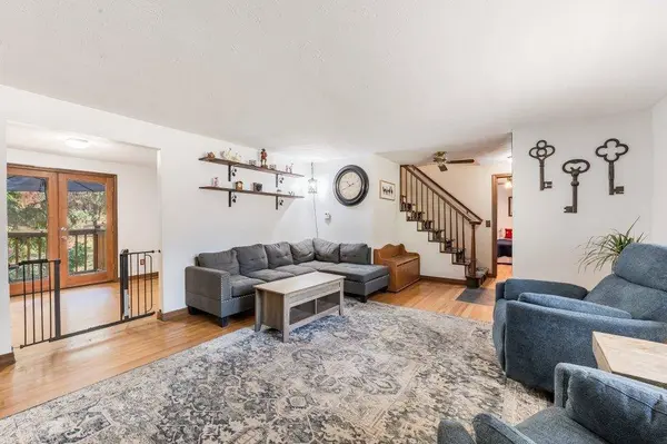 7327 S Cedar Rd, Spokane, WA 99224