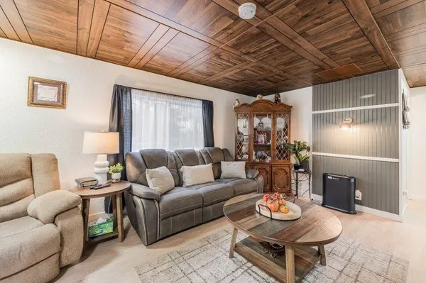 3925 E Farwell Rd #49, Mead, WA 99021