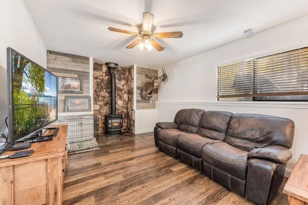 8311 N Greenwood Ct, Spokane, WA 99208