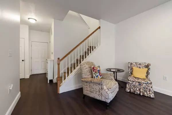 5010 Merton Square, Louisville, KY 40241