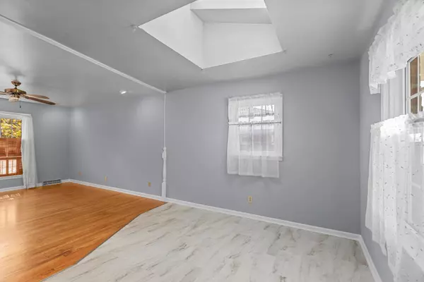 136 valley brook Drive, Frankfort, KY 40601