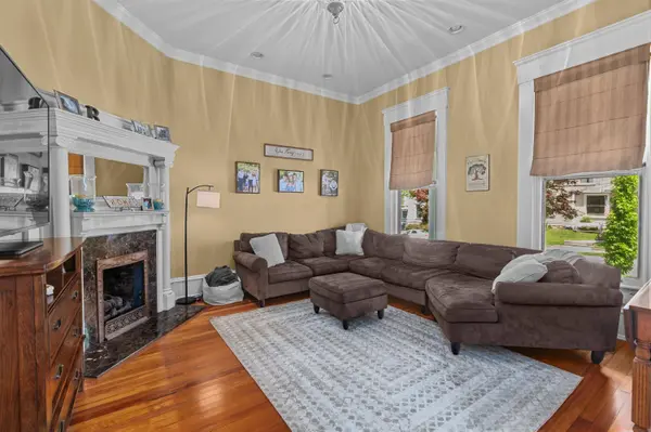 315 W 3rd Street, Frankfort, KY 40601
