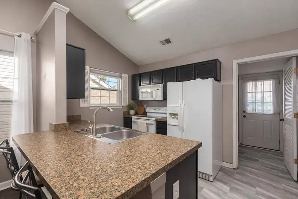 12633 Westport Ridge Way, Louisville, KY 40245