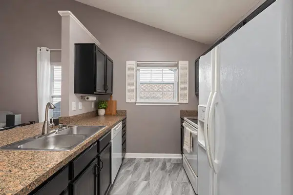 12633 Westport Ridge Way, Louisville, KY 40245