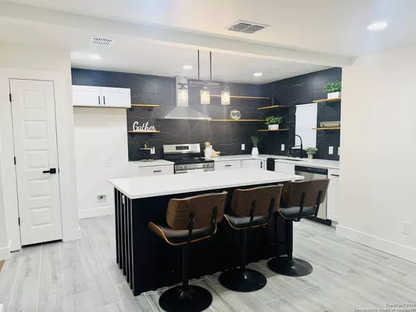 123 Marchmont, San Antonio, TX 78213