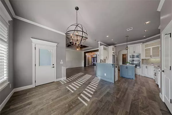 4605 Hidalgo AVE, Mustang, OK 73064