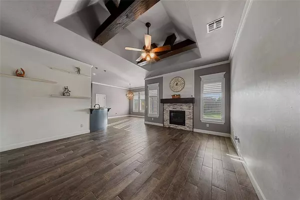 4605 Hidalgo AVE, Mustang, OK 73064