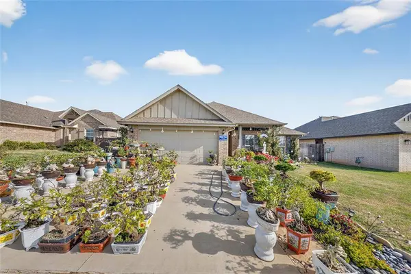 8905 SW 42nd ST, Oklahoma City, OK 73179