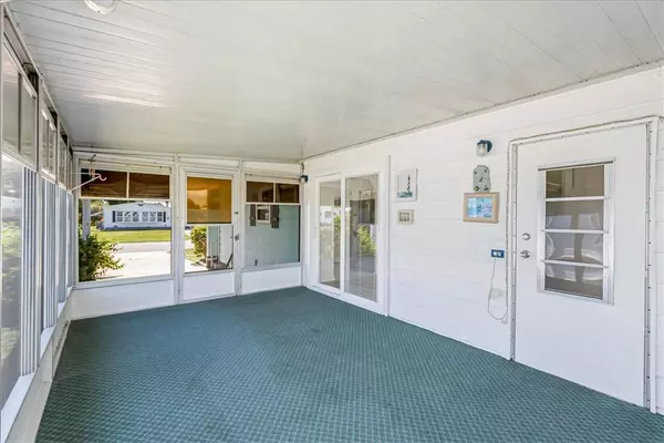 1213 Gardenia DR, Sebastian, FL 32976